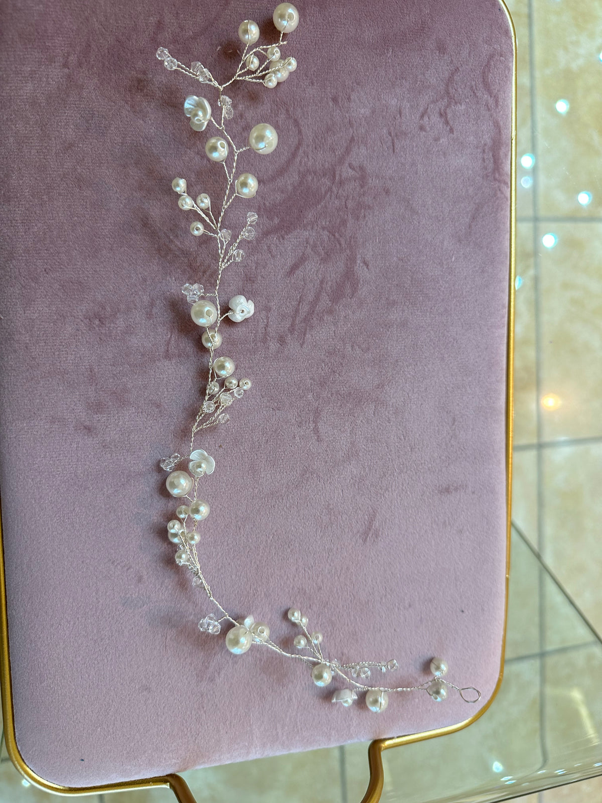 Nastro capelli luce e perle