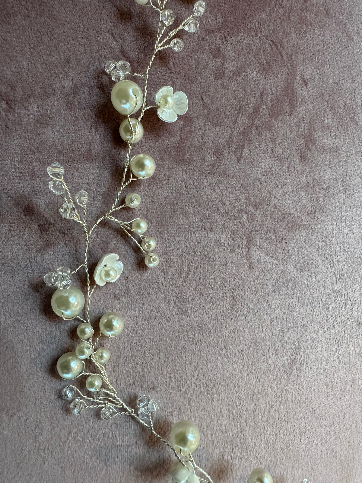 Nastro capelli luce e perle